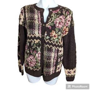 Vintage '80s ' '90s oversized cardigan floral crochet hand knit small brown
